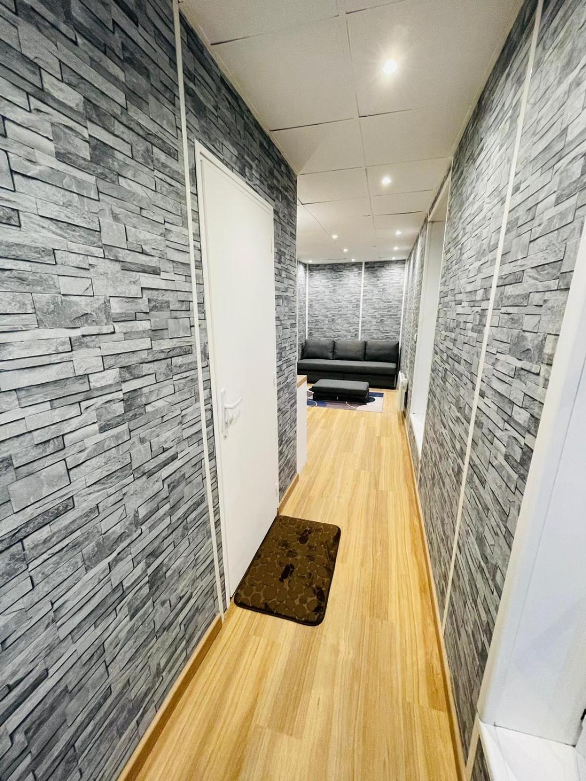 Studio Confortable- Disneyland Paris - Val D Europe - Plein Centre Ville Meaux - 2 Pers 외부 사진